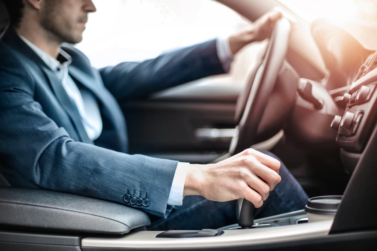 Flexible daily, weekly, and monthly car rentals for every journey